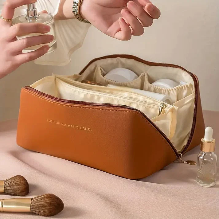 MAKEUP TRAVEL BAG