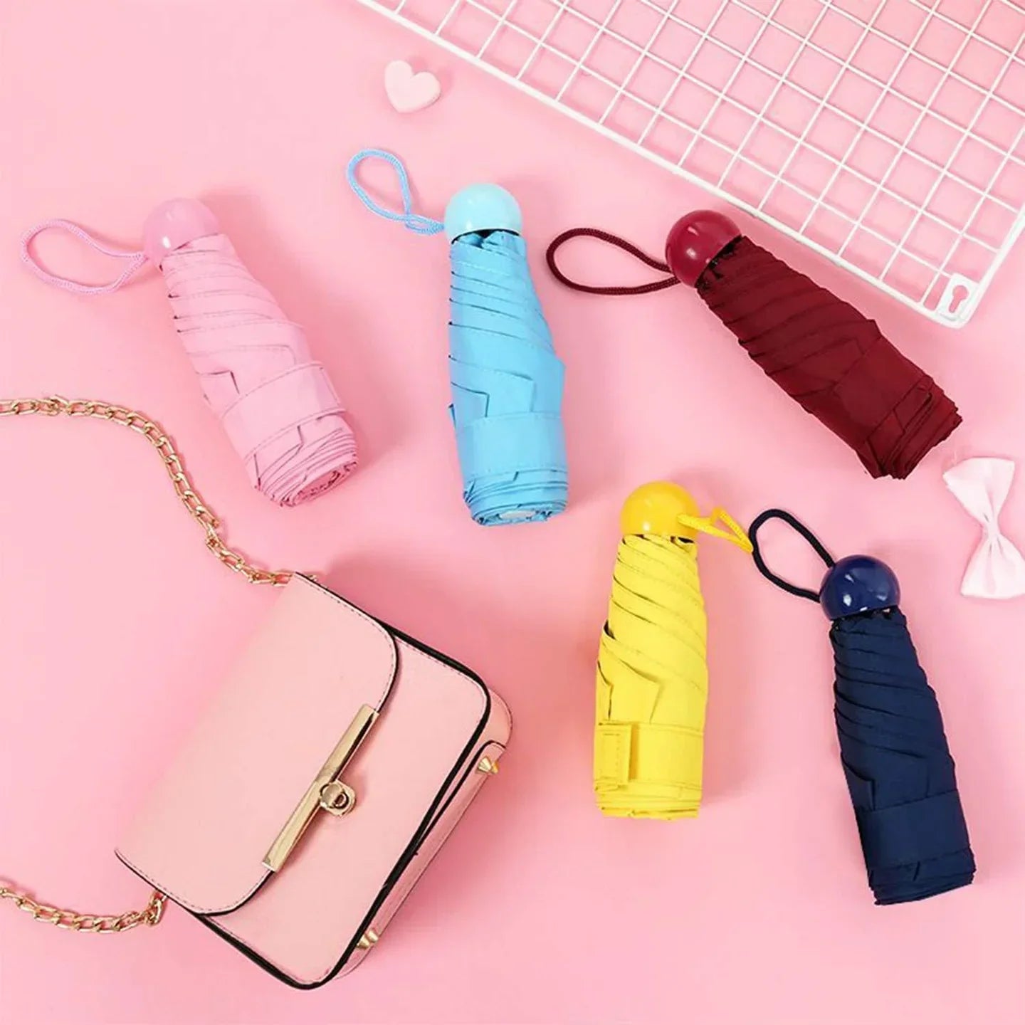 FOLDABLE POCKET CAPSULE UMBRELLA